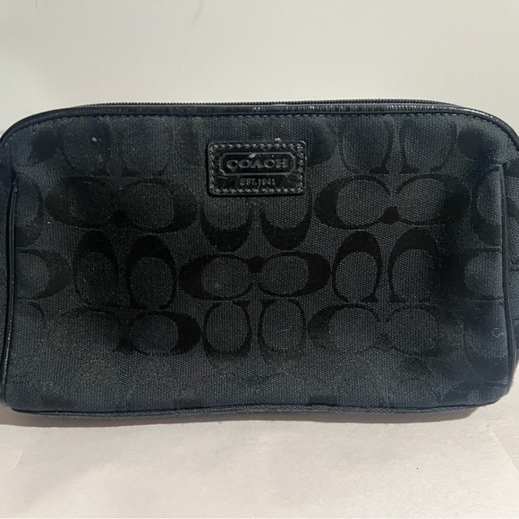Coach Handbags - Coach Black Signature Pouch